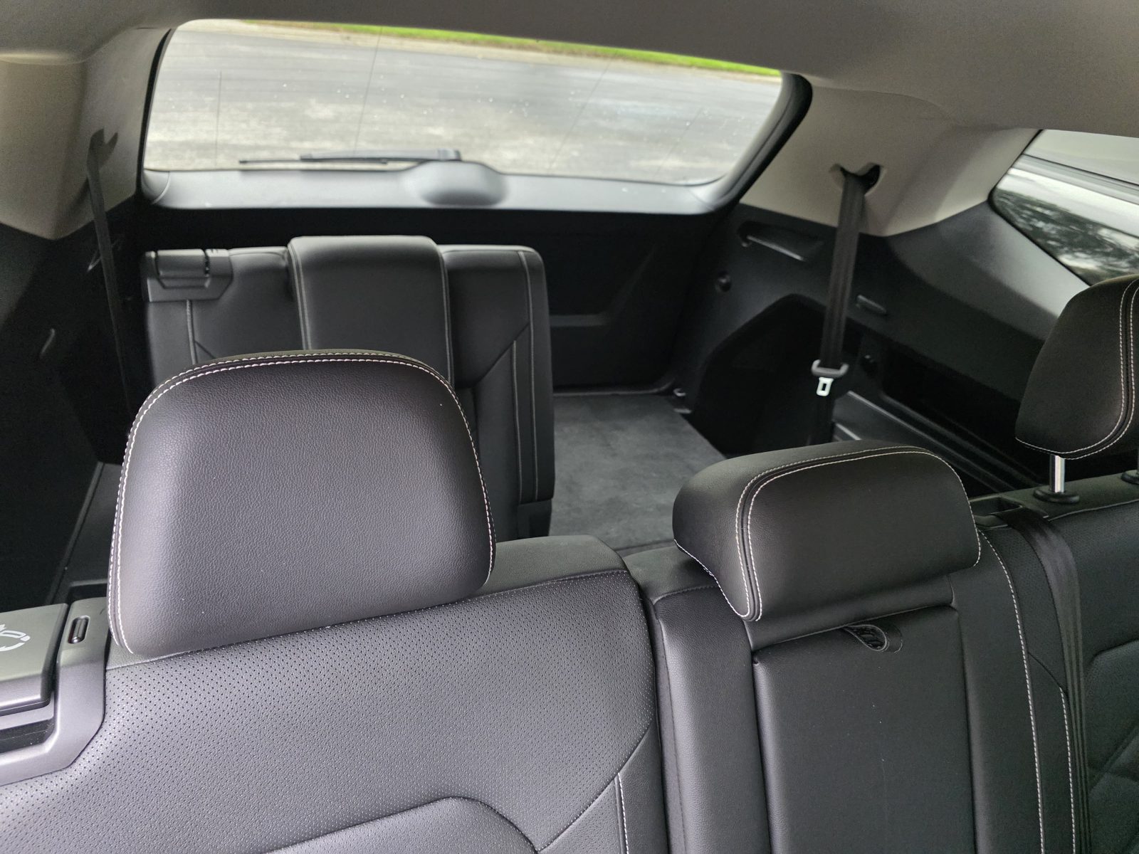 2025 Volkswagen Atlas SE