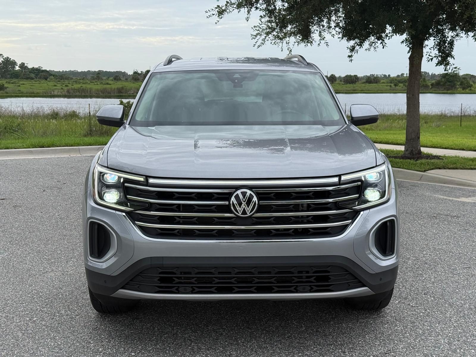 2025 Volkswagen Atlas SE