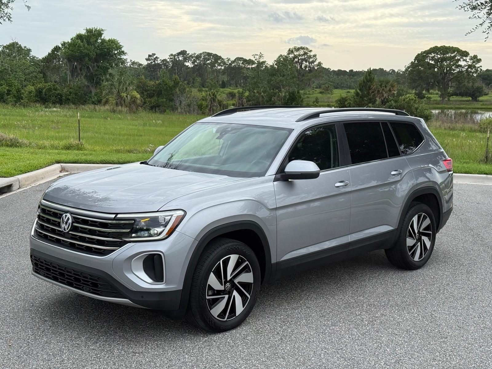 2025 Volkswagen Atlas SE